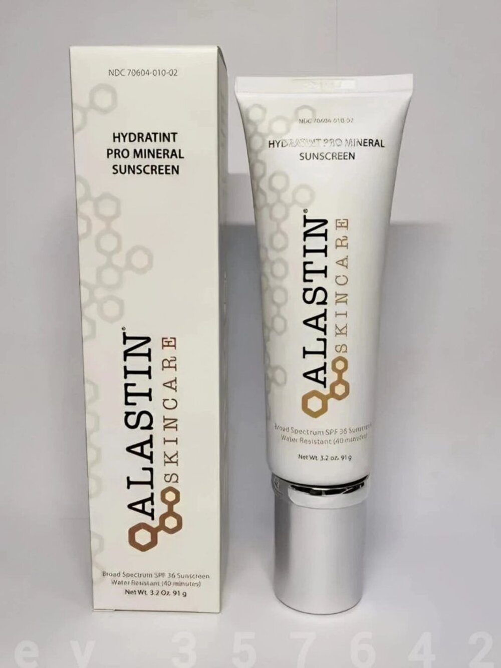 Alastin Hydratint Pro Mineral Broad Spectrum Sunscreen SPF36 (3.2oz/91g) AUTH*